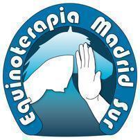 Campamento urbano apoyado con animales