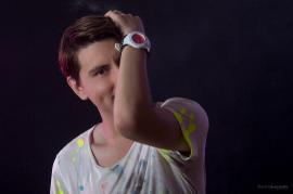 lanzamiento del álbum debut "SINESTESIA"