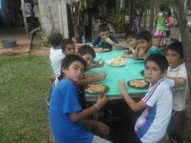 COMEDOR PARA NIÑOS EN ITAPÉ (PARAGUAY)